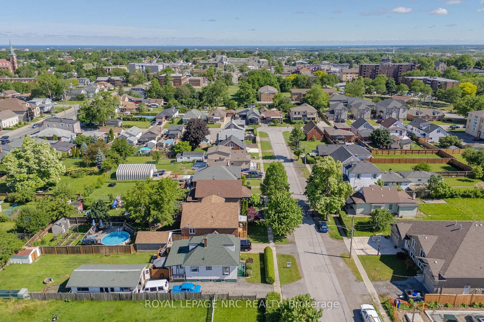 19 Cunningham Street • Thorold, ON photo 7