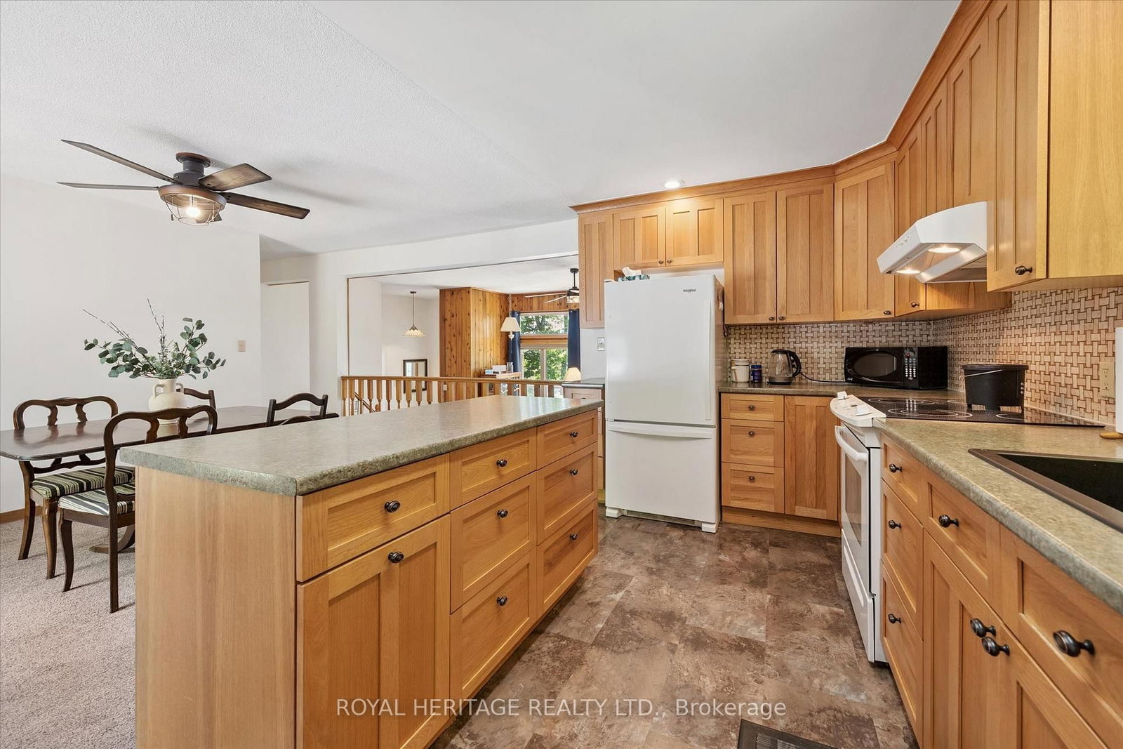 614 Sieber Road E • Ryerson, ON photo 11