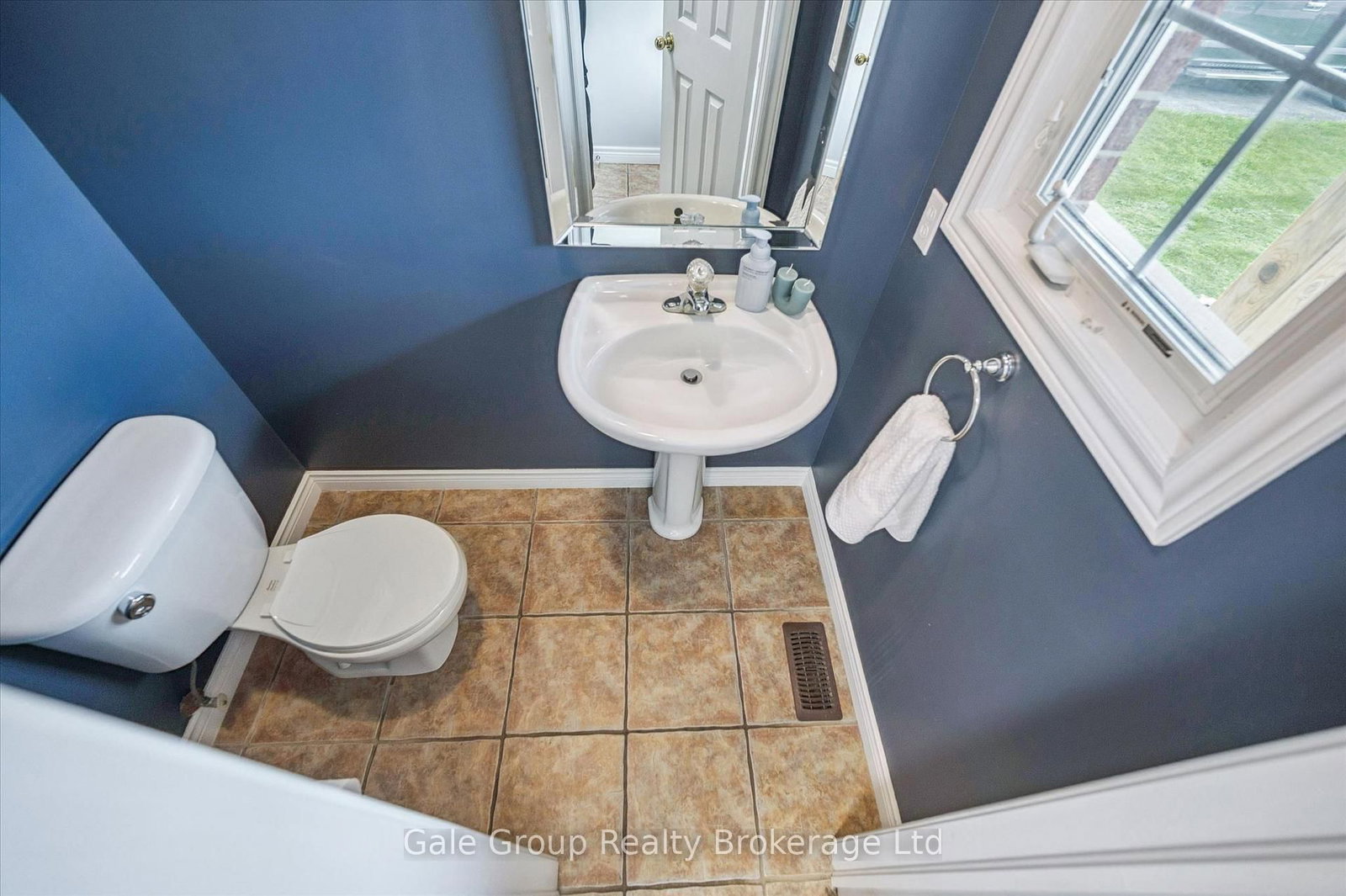116 Gibbons Drive • Centre Wellington, ON photo 17