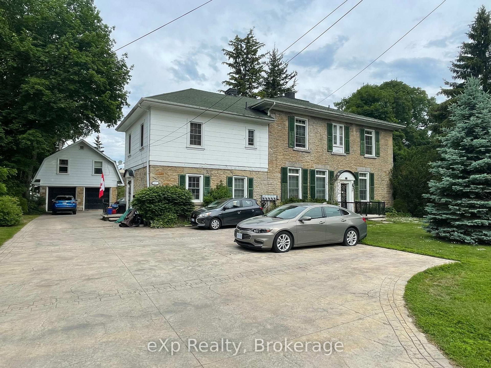 805 3rd Avenue W • Owen Sound, ON photo 2