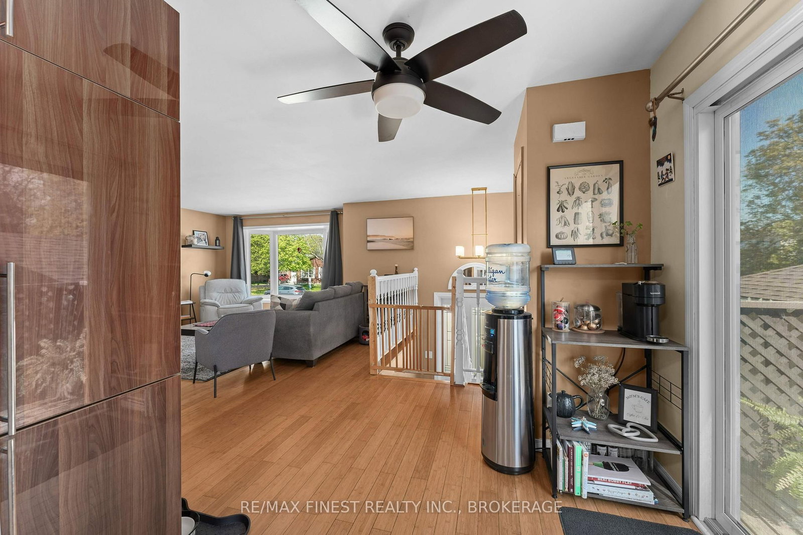 102 Grenadier Drive • Kingston, ON photo 11