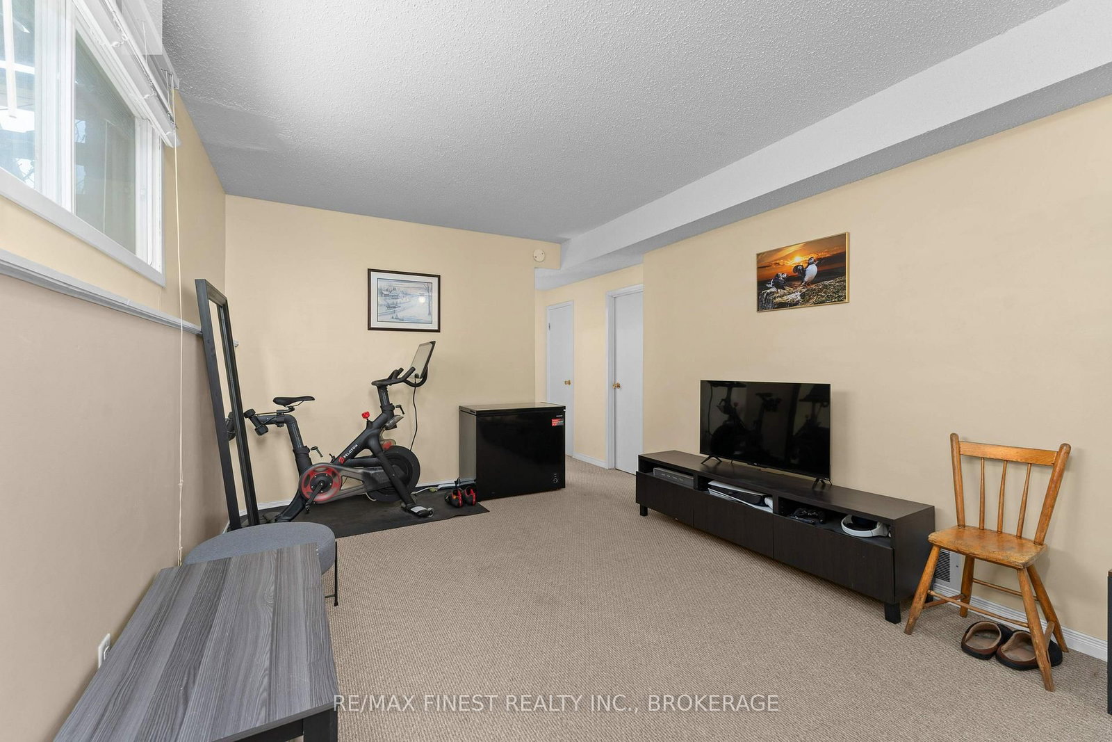 102 Grenadier Drive • Kingston, ON photo 19