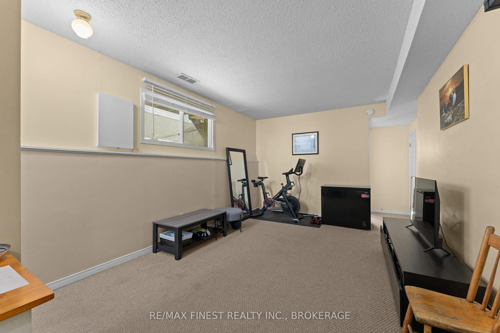 102 Grenadier Drive • Kingston, ON photo 21