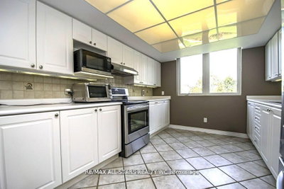 51 Rivermill Boulevard • #305 • Kawartha Lakes, ON photo 9