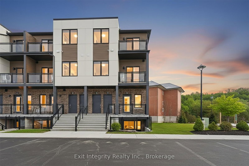 home for lease on 92-42 Lowes Road W