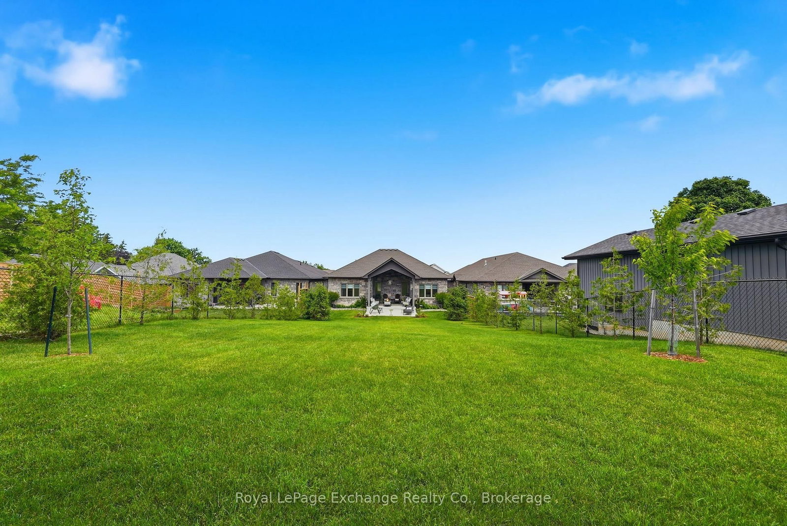 115 Fourth Street • Brockton, ON photo 47