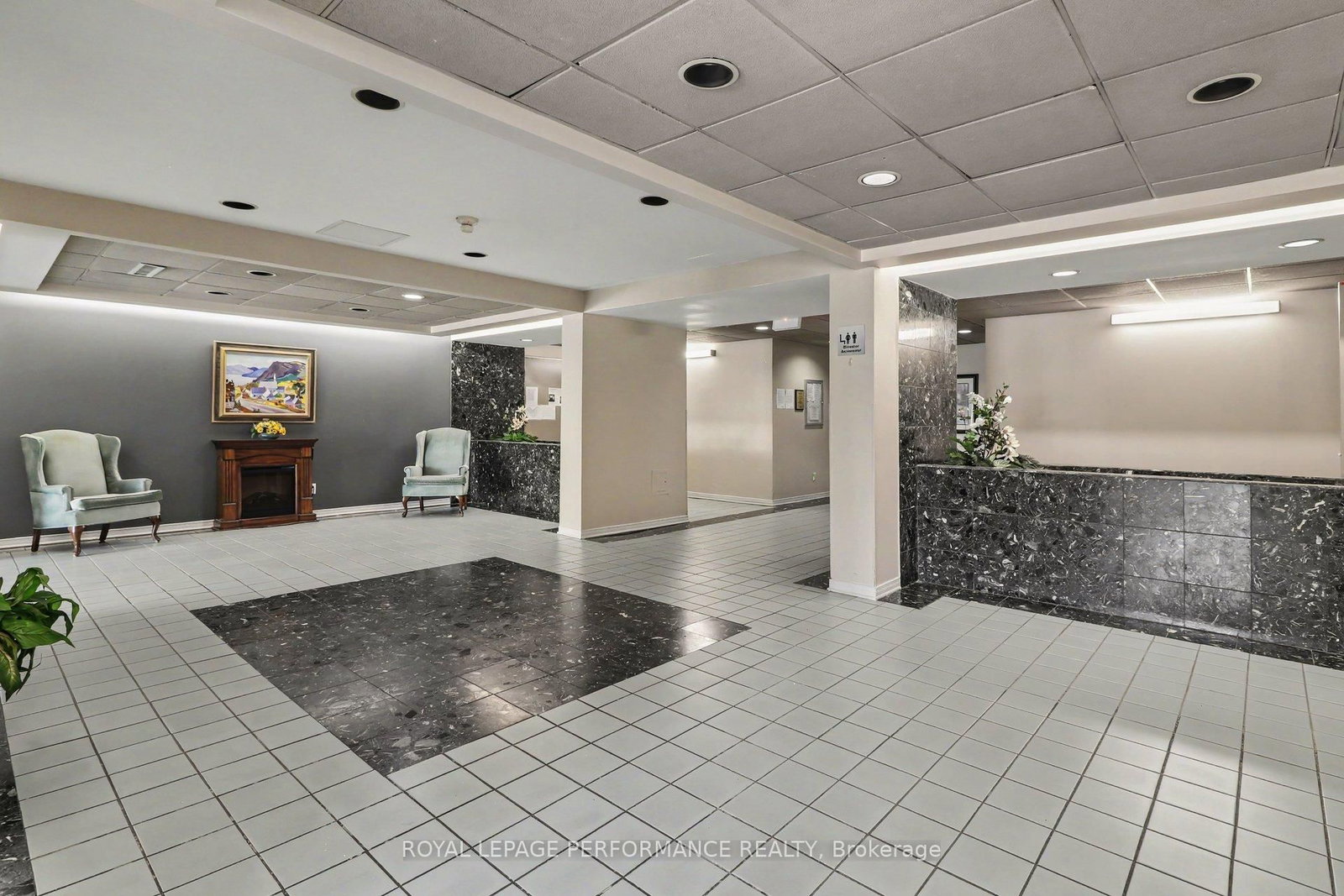 340 Centrum Boulevard • #304 • Ottawa, ON photo 3