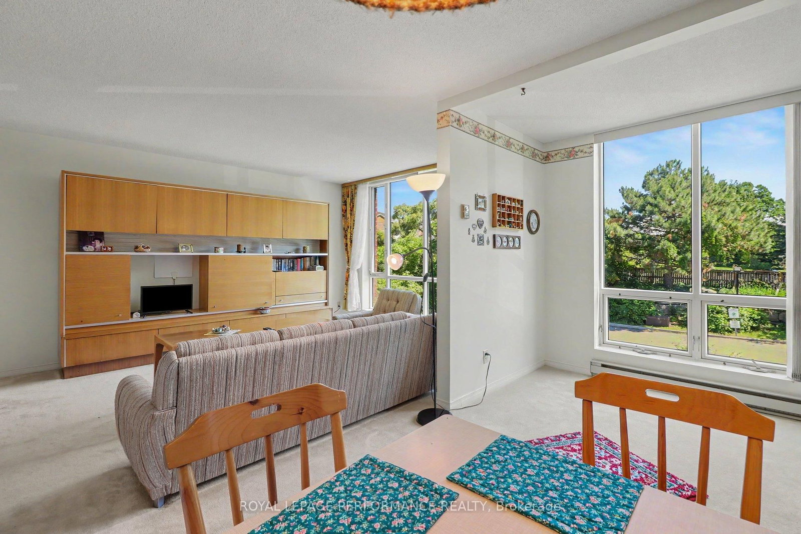 340 Centrum Boulevard • #304 • Ottawa, ON photo 8