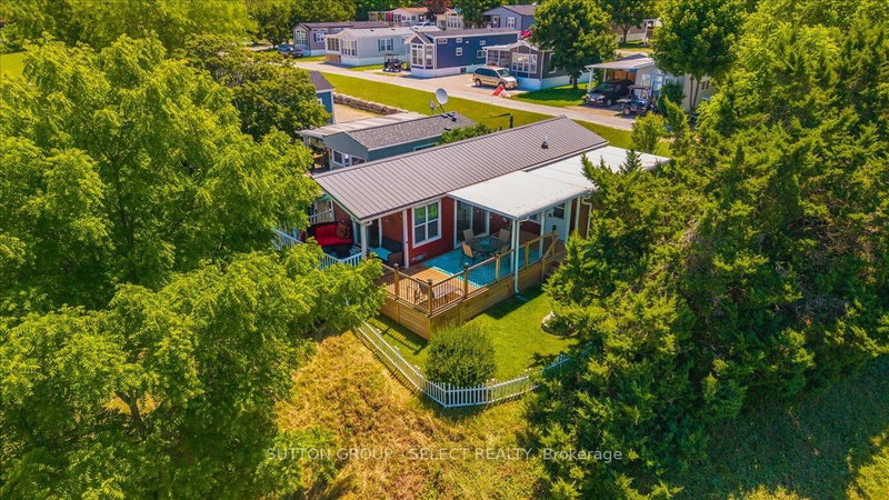400 - 8685 Rock Glen Road