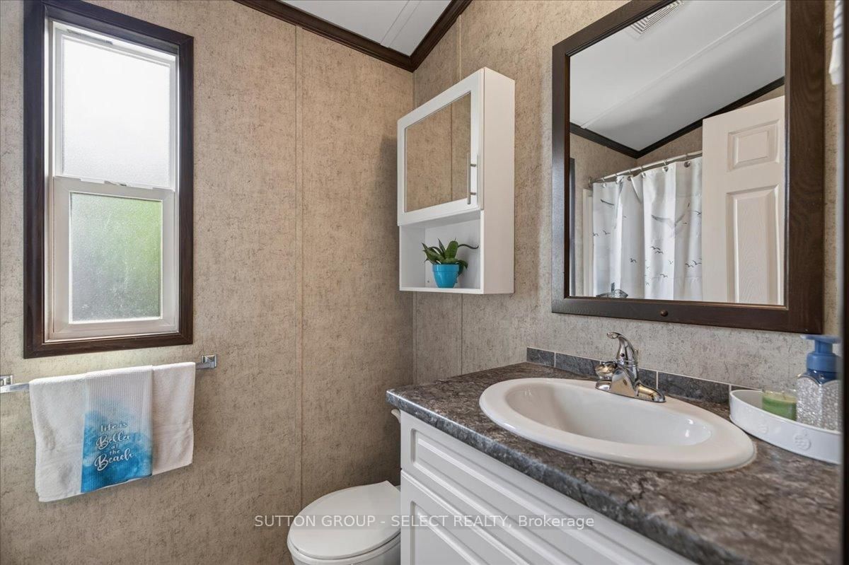 8685 Rock Glen Road • #400 • Lambton Shores, ON photo 11
