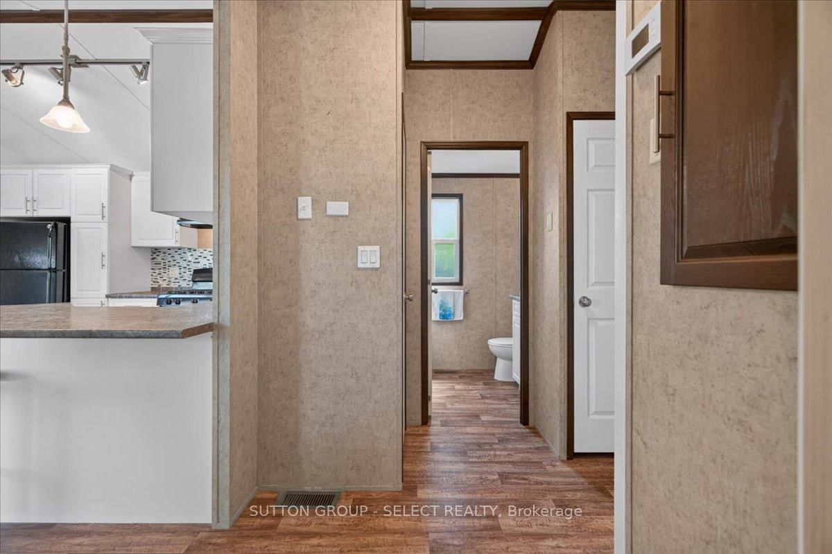 8685 Rock Glen Road • #400 • Lambton Shores, ON photo 21