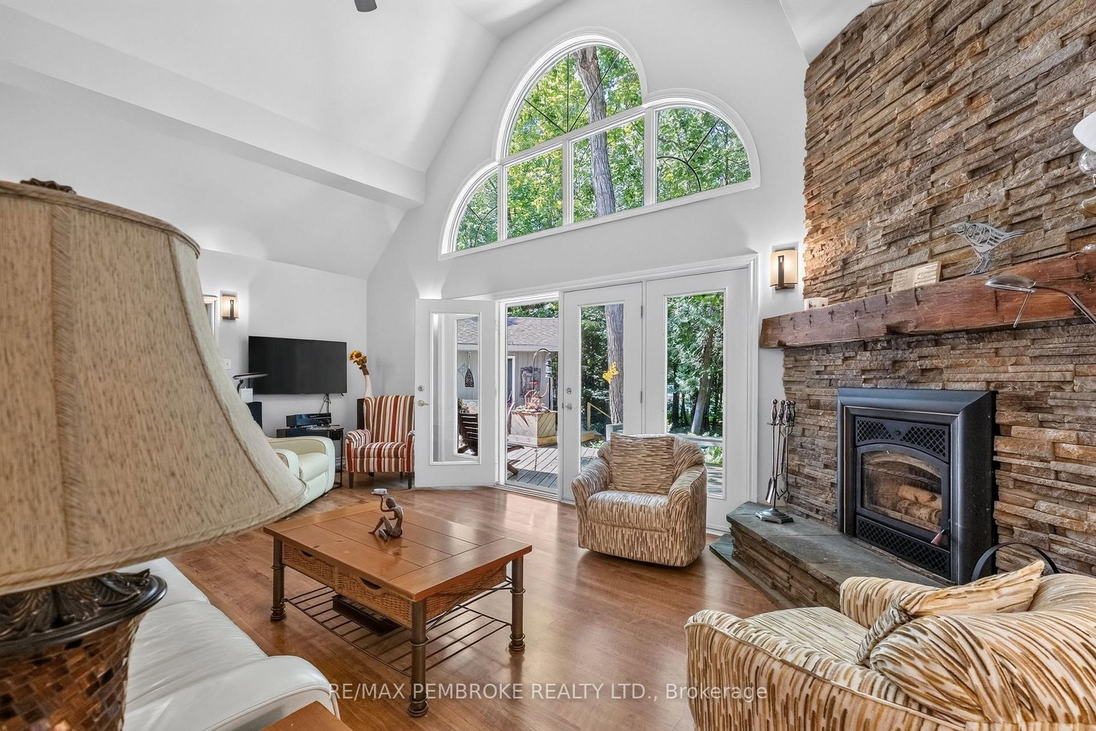 131 Clem Trail • Westmeath, ON photo 15