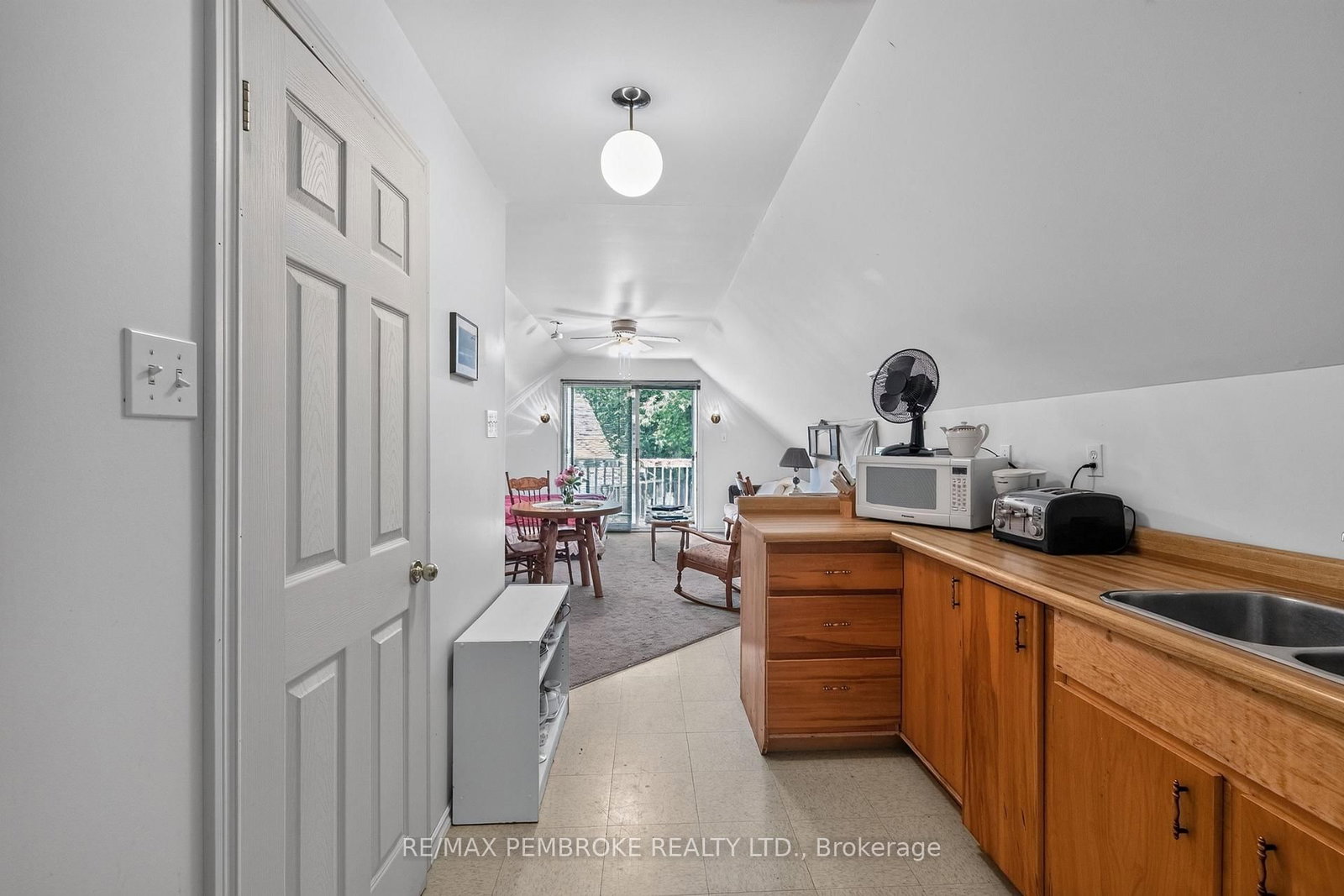 131 Clem Trail • Westmeath, ON photo 34