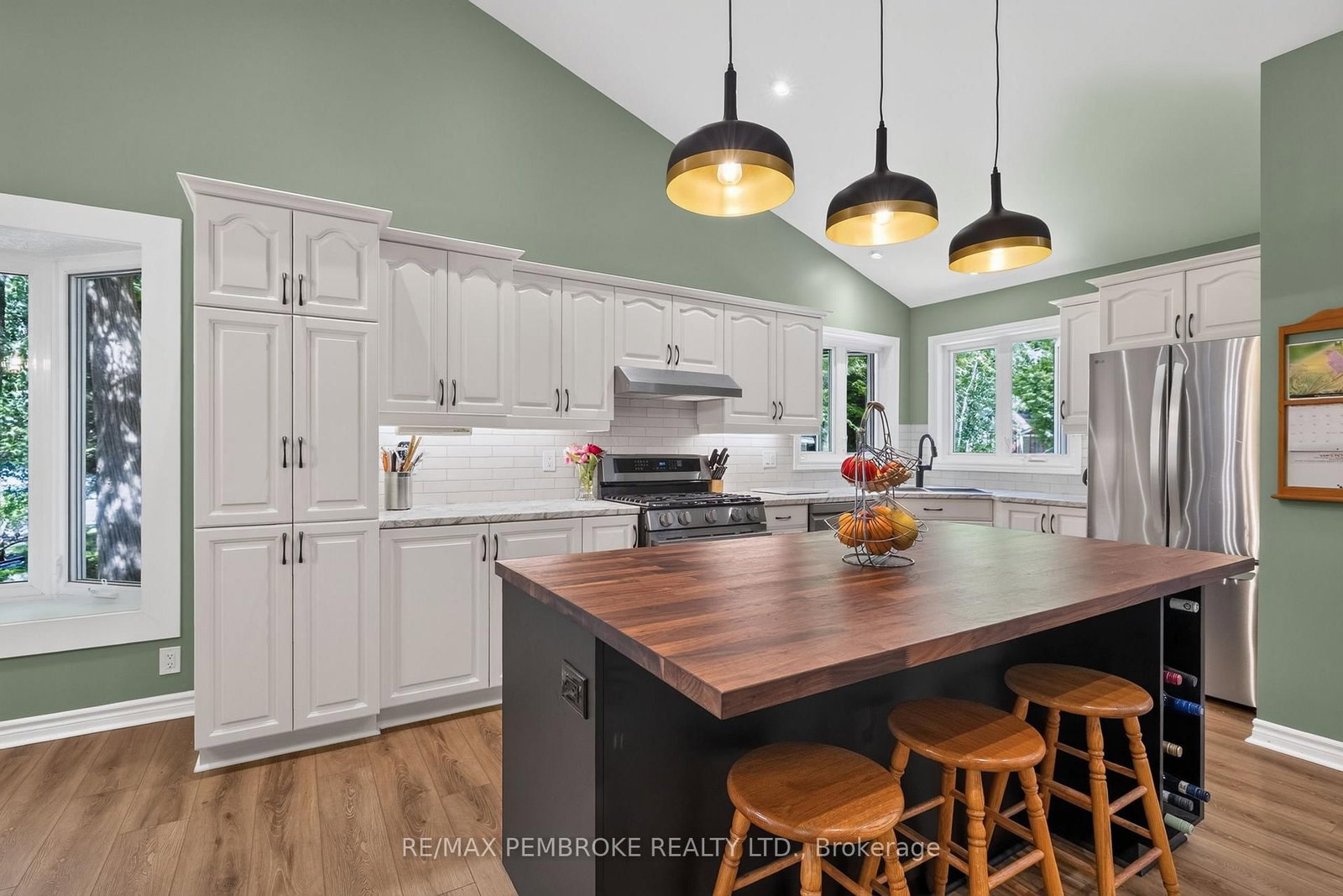 131 Clem Trail • Westmeath, ON photo 9