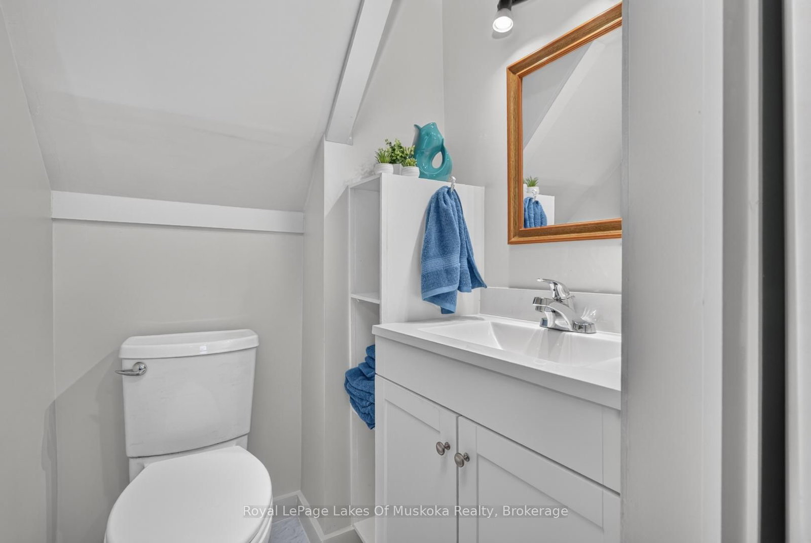 21 W Lakeview Avenue • Kearney, ON photo 18