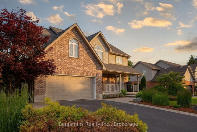 36 Weberlyn Crescent