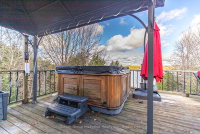 474839 TOWNSEND LAKE Road • West Grey, ON photo 9