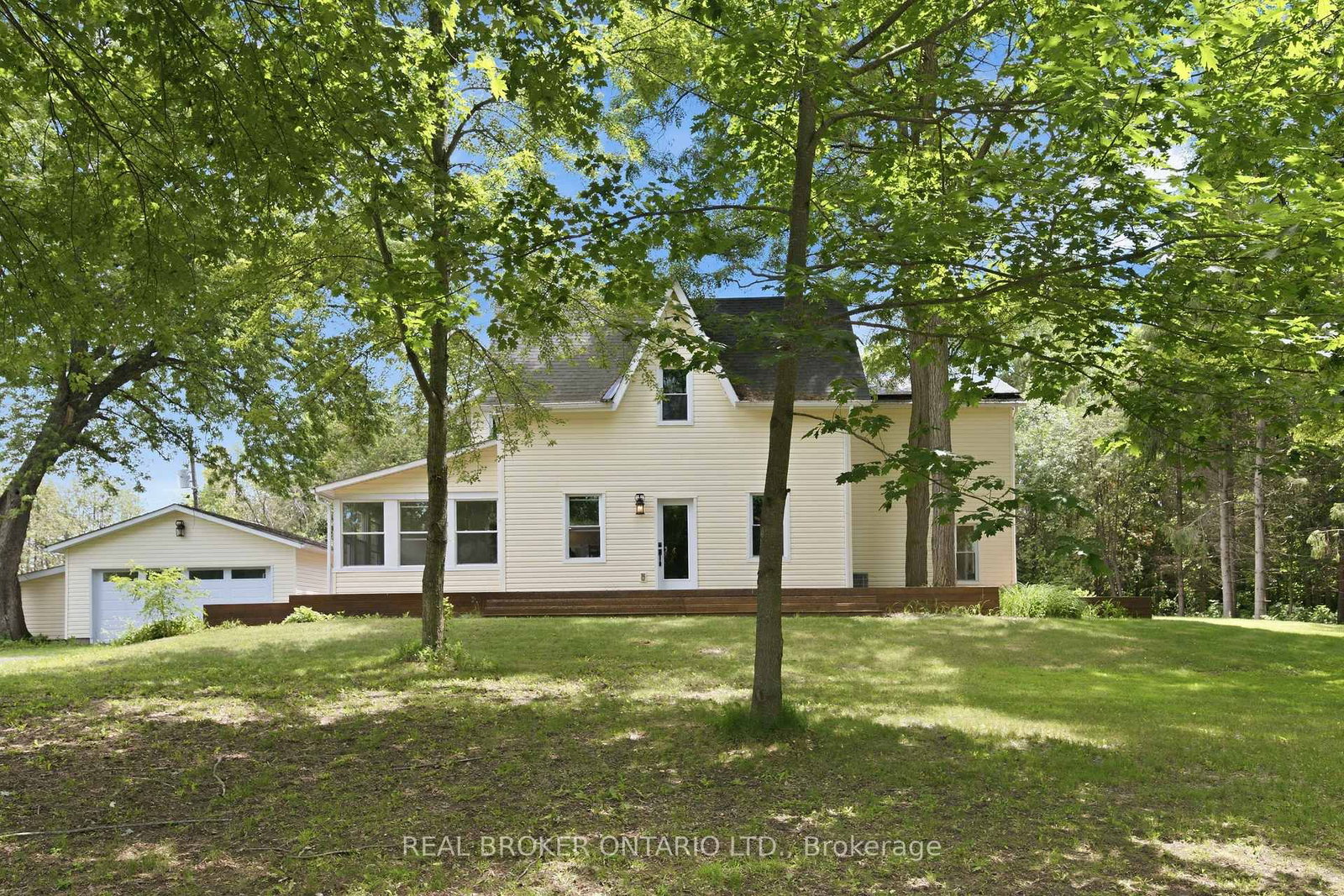 4184 Gordon Murdock Road • Osgoode, ON photo 3