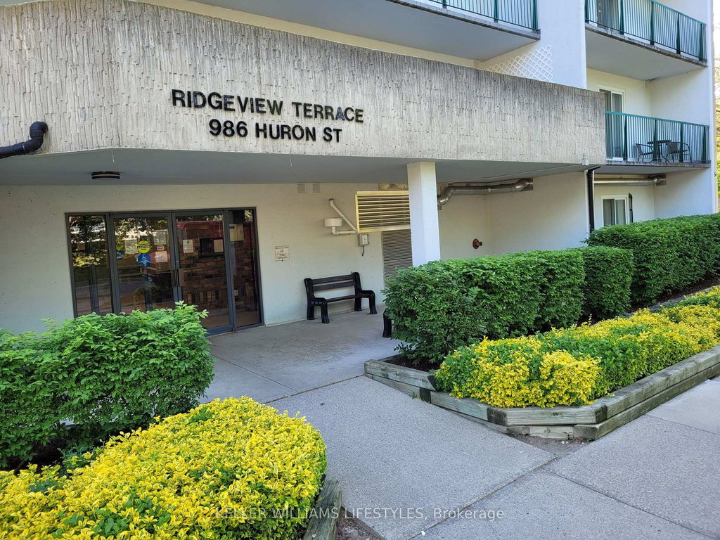 710 - 986 Huron Street