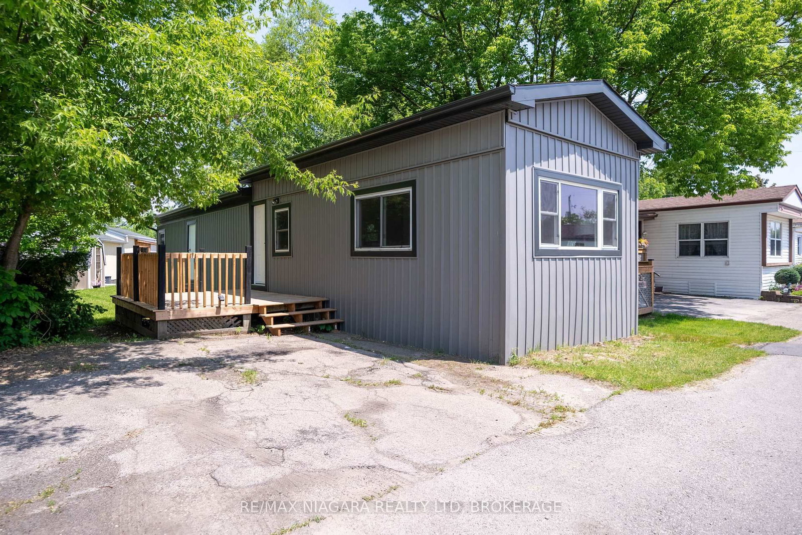 4595 Abigail Lane • Lincoln, ON photo 1