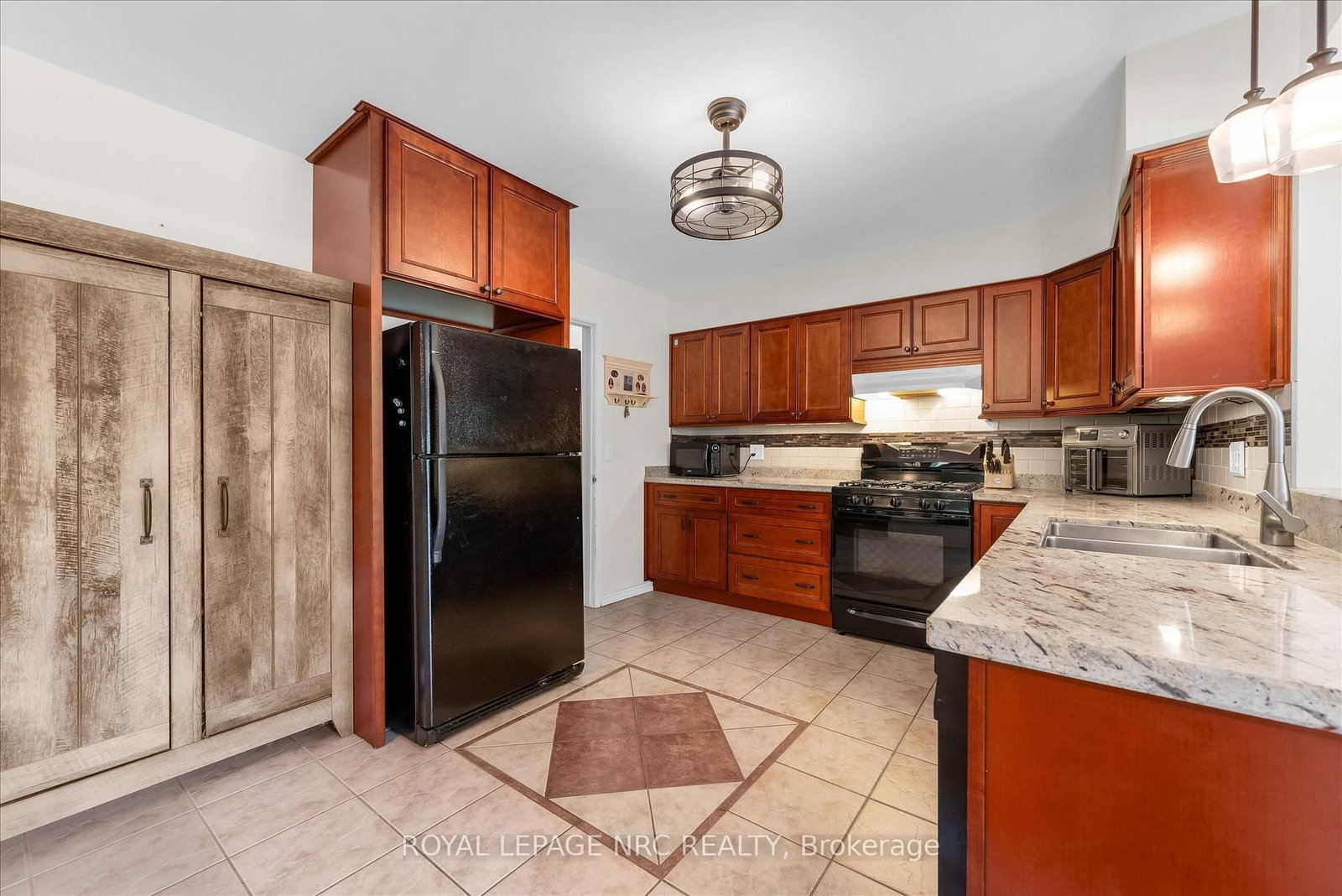 273 High Street • Fort Erie, ON photo 15
