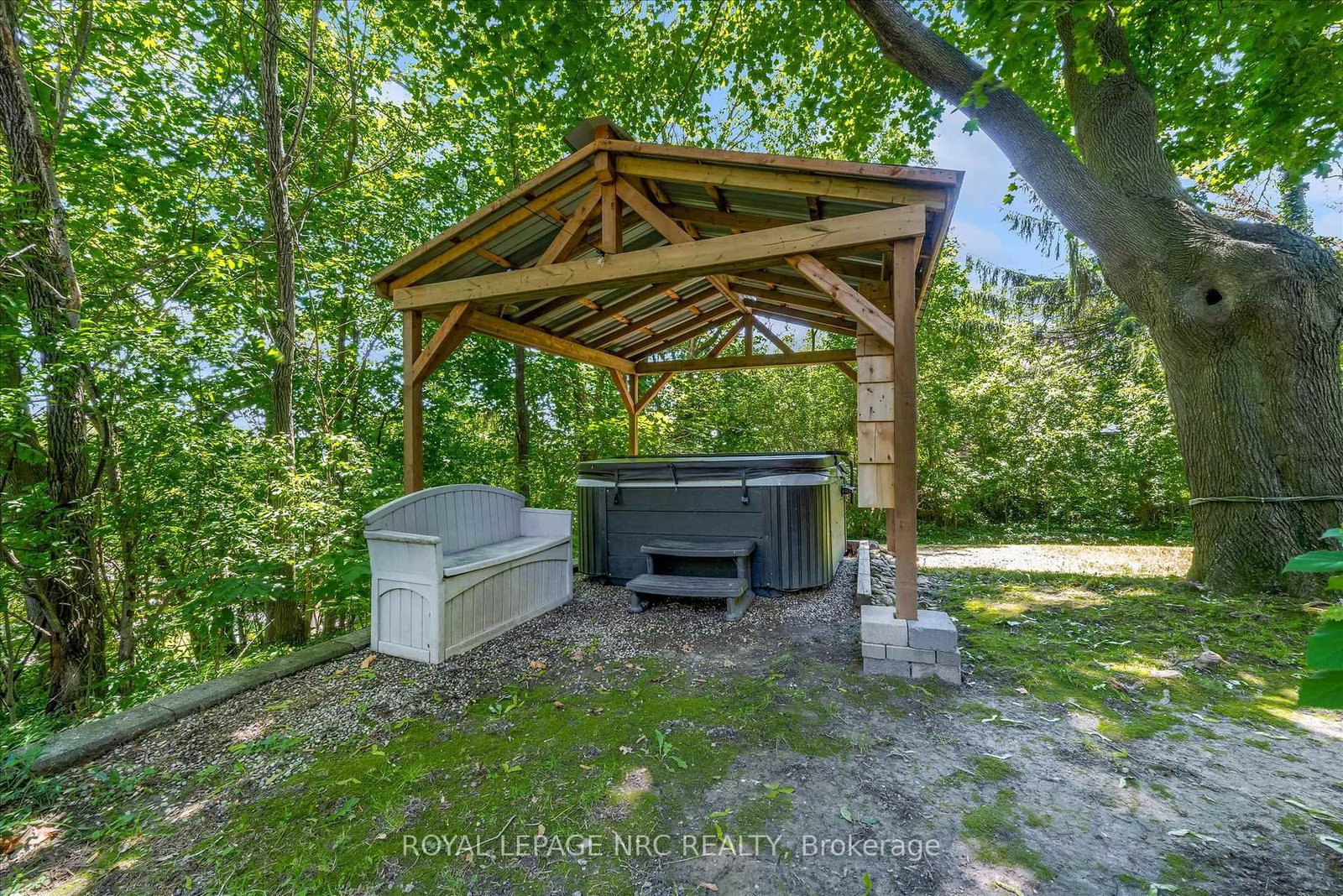 273 High Street • Fort Erie, ON photo 8