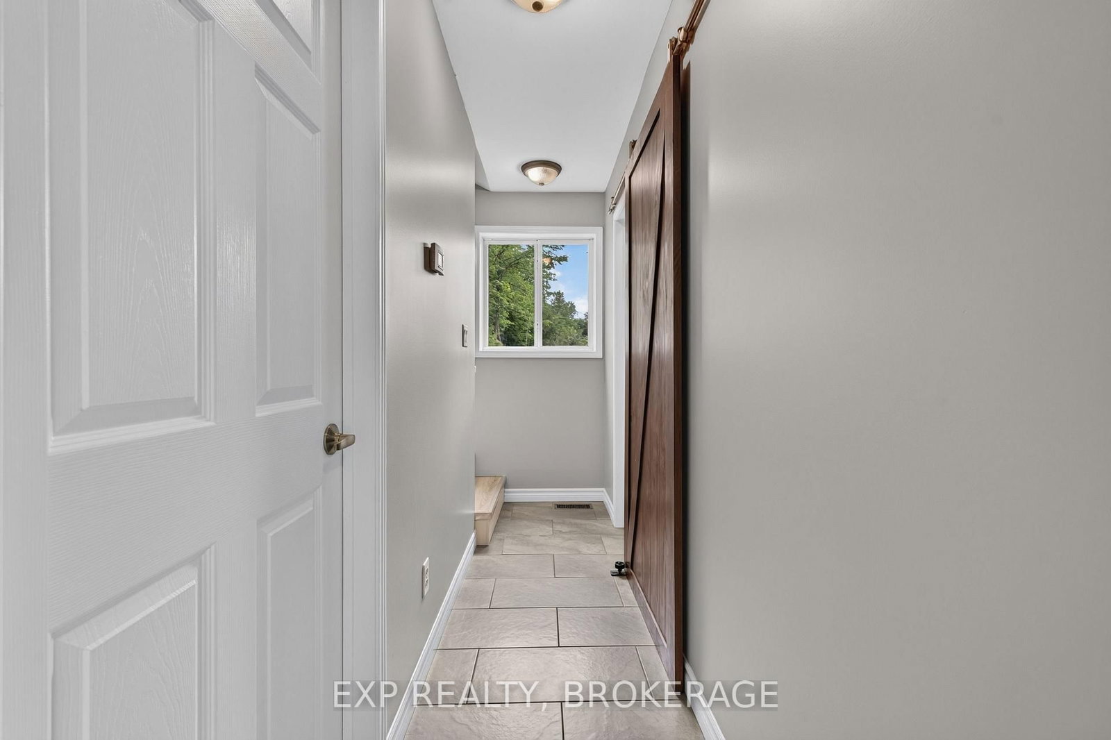 1048 LARK Lane • Inverary, ON photo 20