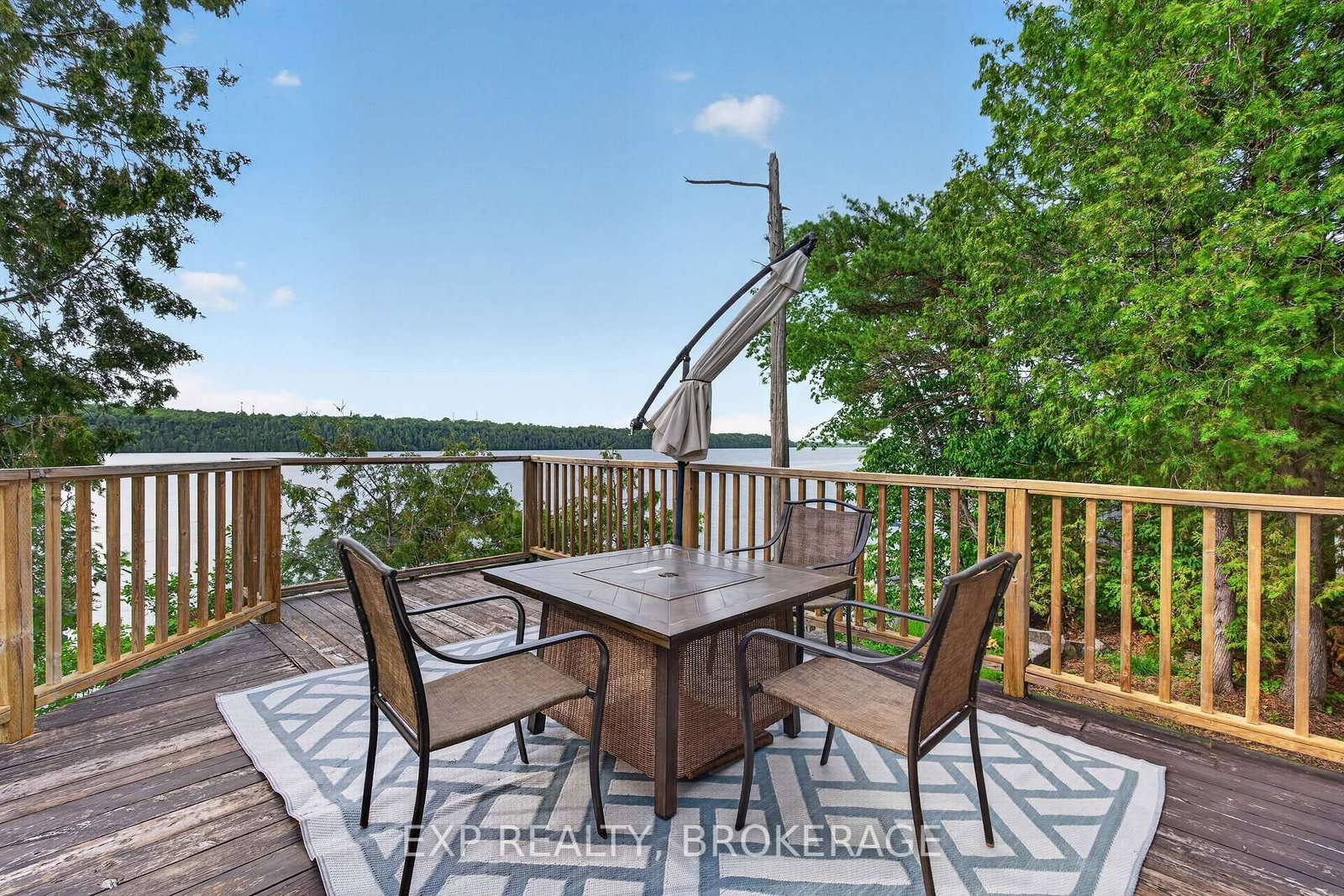 1048 LARK Lane • Inverary, ON photo 8