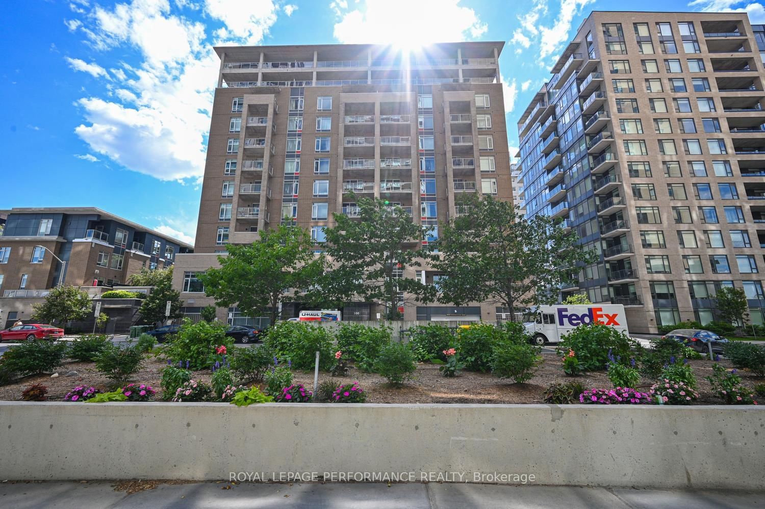 100 S Champagne Avenue • #903 • Ottawa, ON photo 1