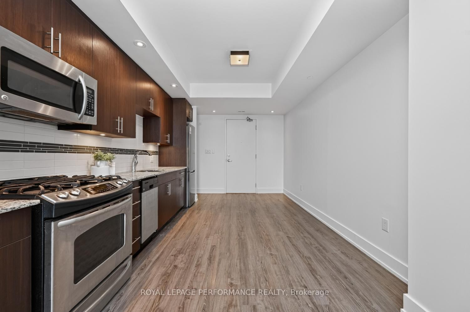 100 S Champagne Avenue • #903 • Ottawa, ON photo 10