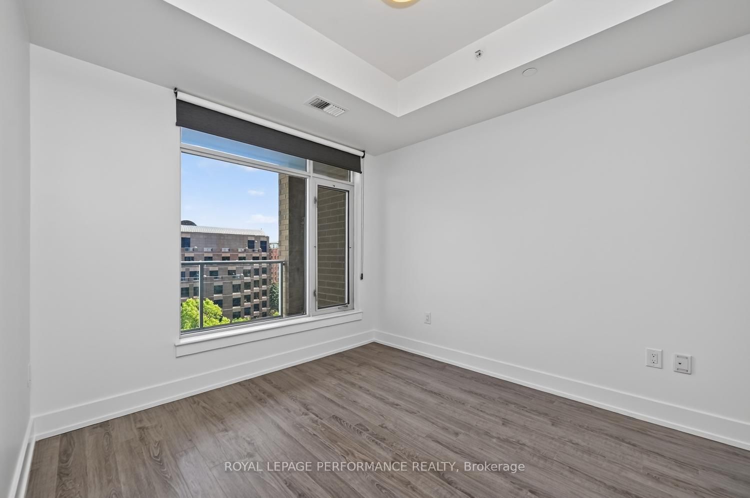 100 S Champagne Avenue • #903 • Ottawa, ON photo 17