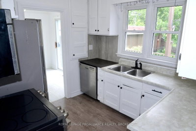775 Alfred Crescent • Kingston, ON photo 8