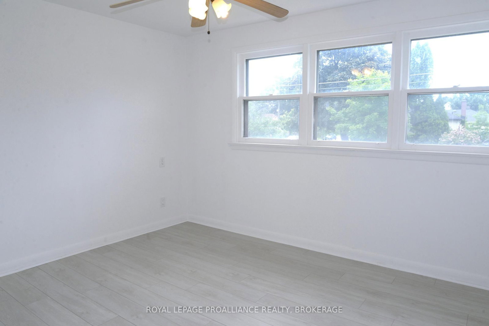 775 Alfred Crescent • Kingston, ON photo 9