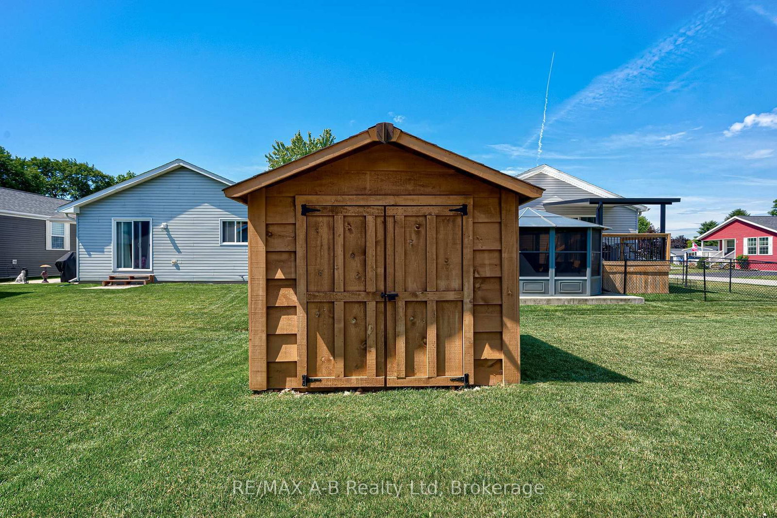 12 Kellestine Drive • Strathroy-Caradoc, ON photo 36