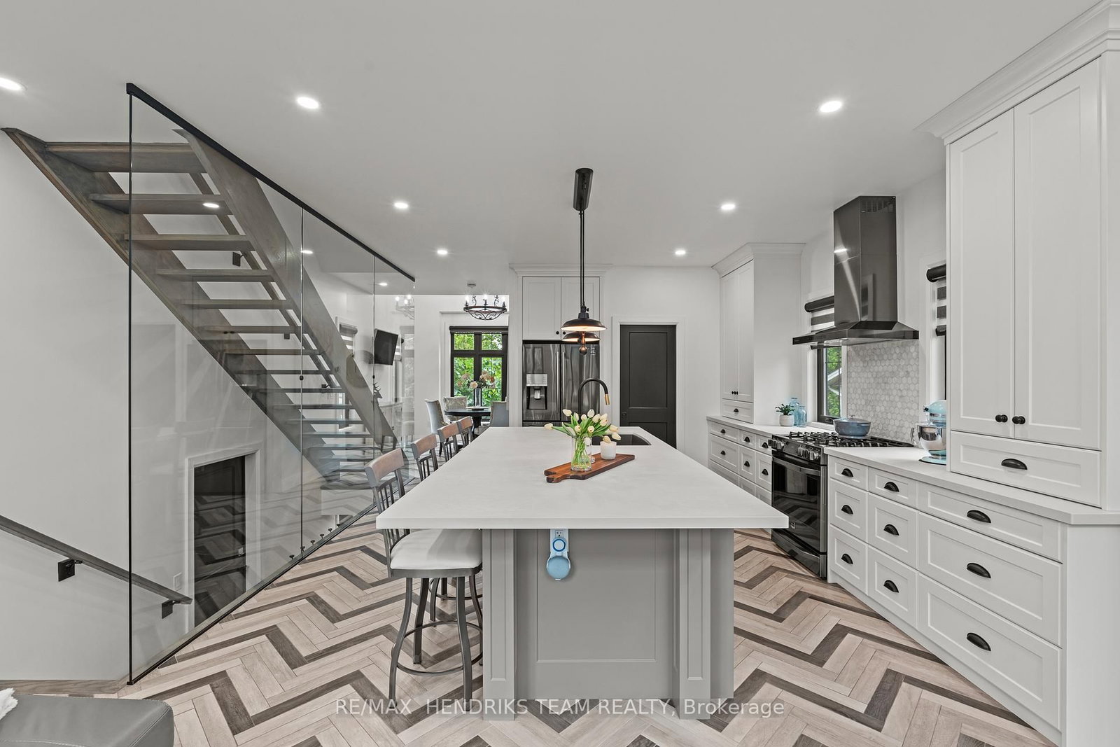 8 Stanmary Drive • St. Catharines, ON photo 15