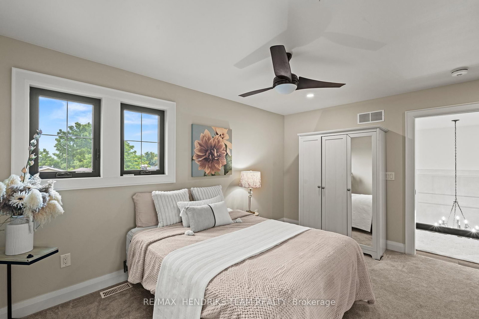 8 Stanmary Drive • St. Catharines, ON photo 24