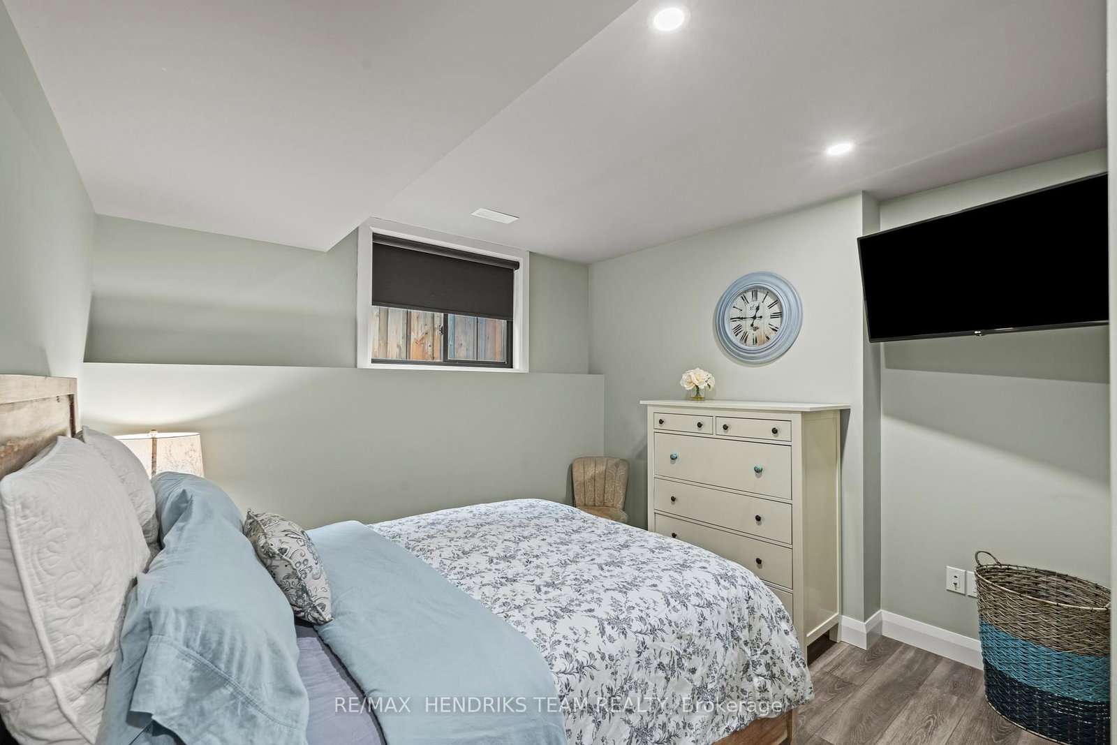 8 Stanmary Drive • St. Catharines, ON photo 31