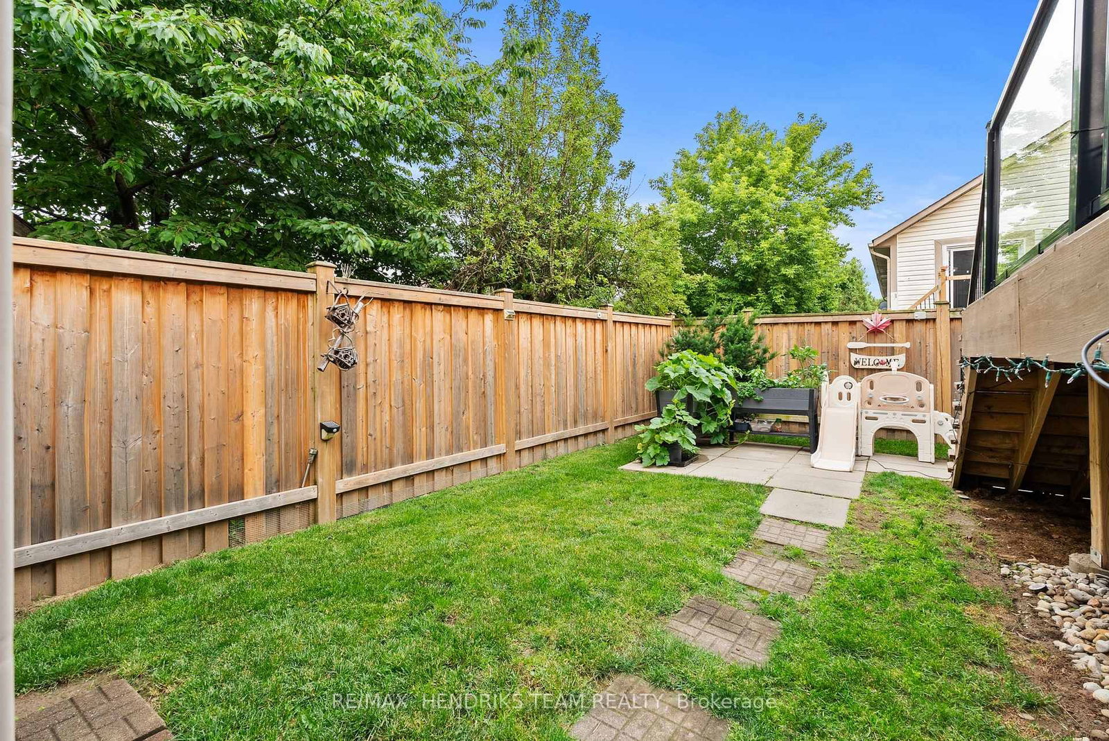 8 Stanmary Drive • St. Catharines, ON photo 39