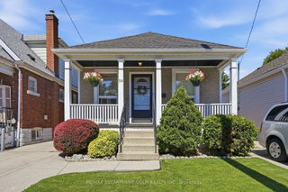 73 Tuxedo Avenue N