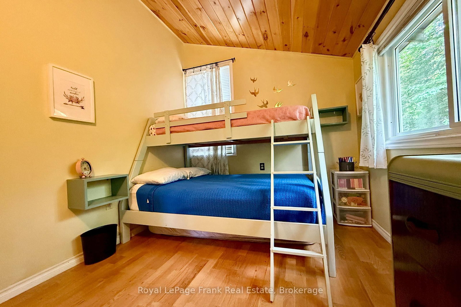 554A South McKenzie Lake Road • South Algonquin, ON photo 22