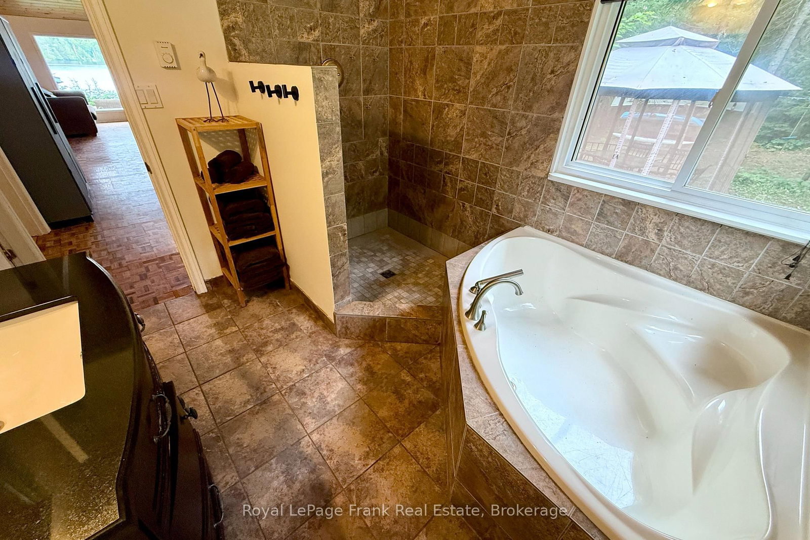 554A South McKenzie Lake Road • South Algonquin, ON photo 26