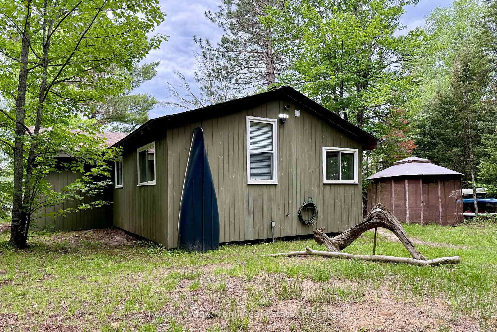 554A South McKenzie Lake Road • South Algonquin, ON photo 27