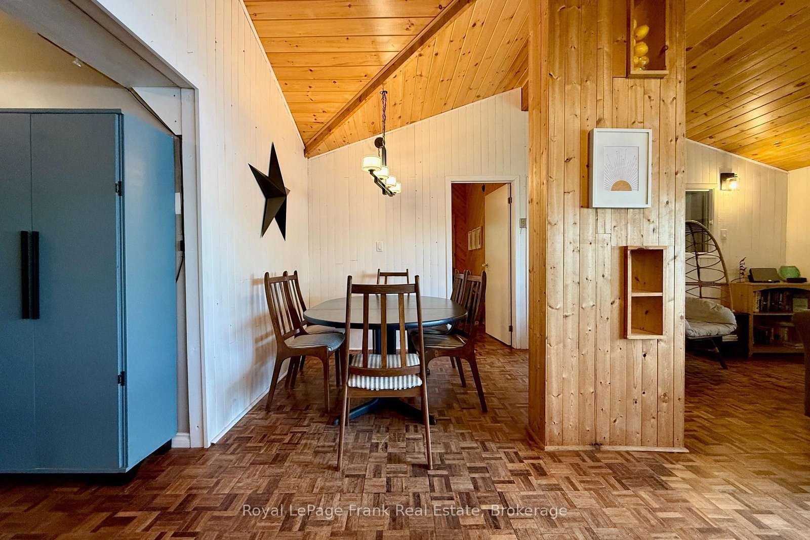 554A South McKenzie Lake Road • South Algonquin, ON photo 9