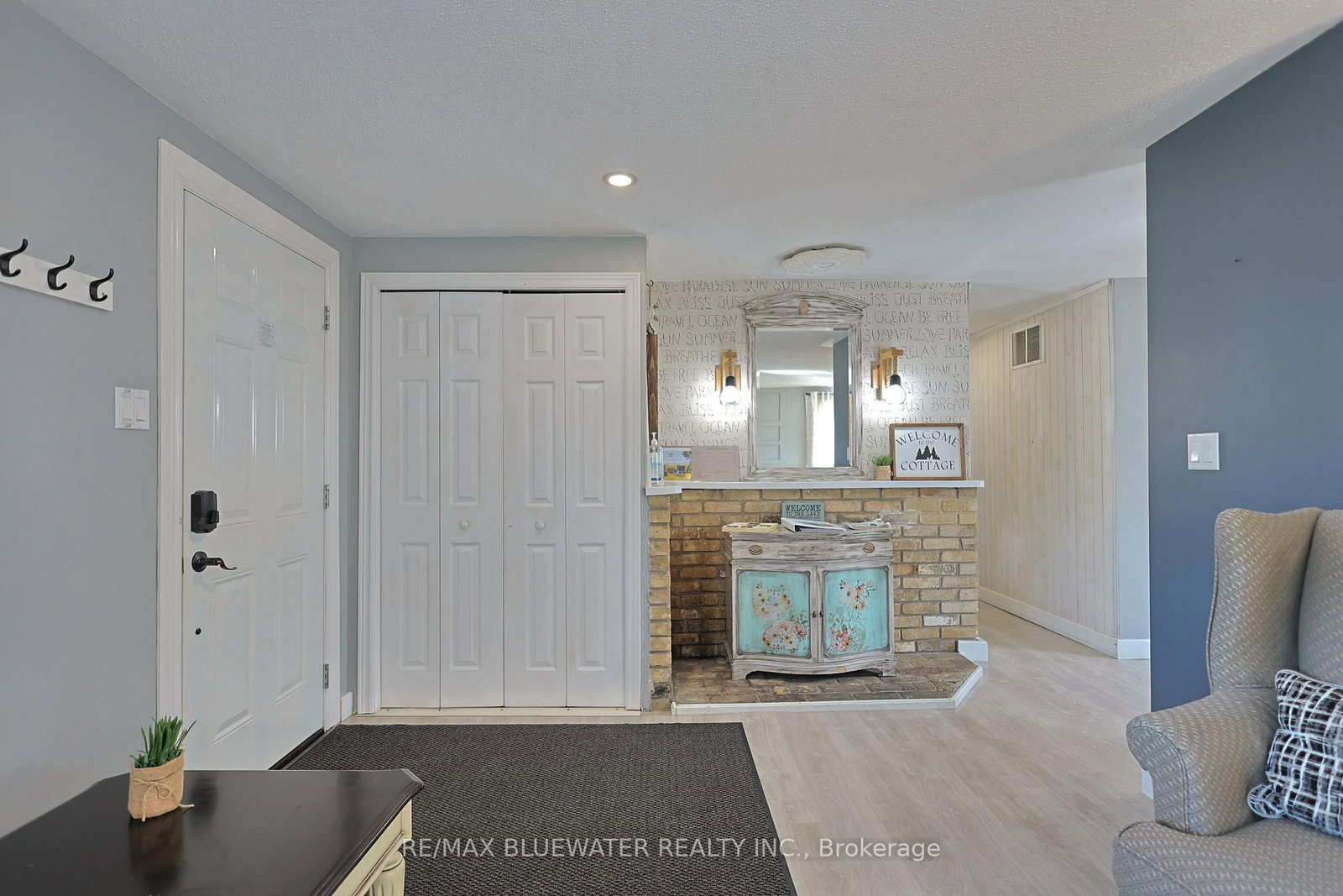 9897 Eric Street • Lambton Shores, ON photo 12