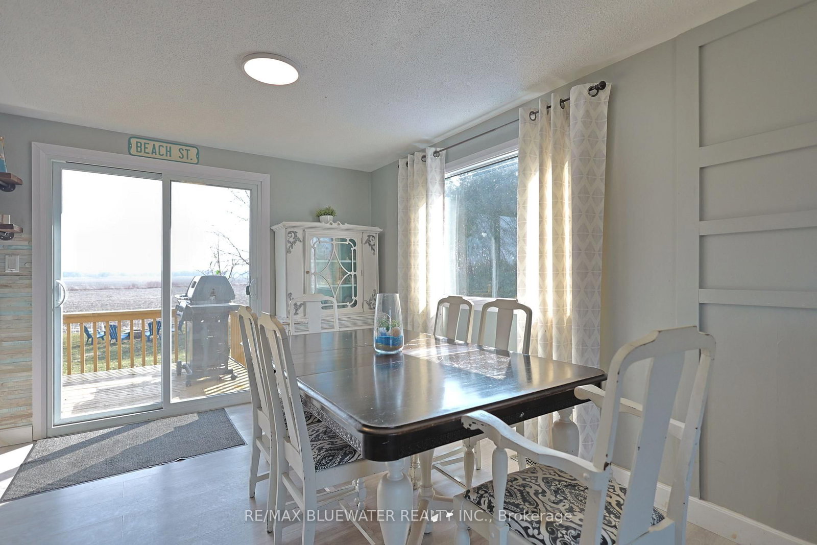 9897 Eric Street • Lambton Shores, ON photo 18