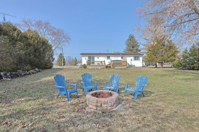 9897 Eric Street • Lambton Shores, ON photo 2