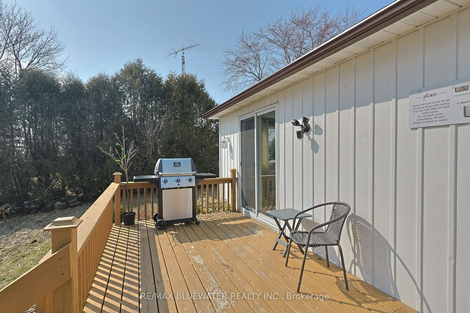 9897 Eric Street • Lambton Shores, ON photo 32