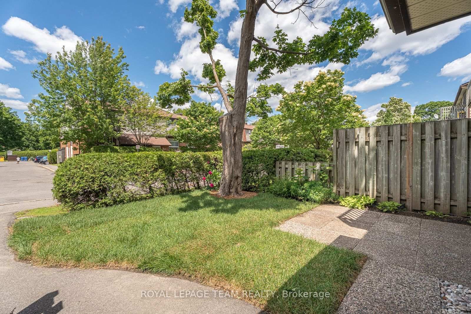 402 Montfort Street • #7 • Ottawa, ON photo 29