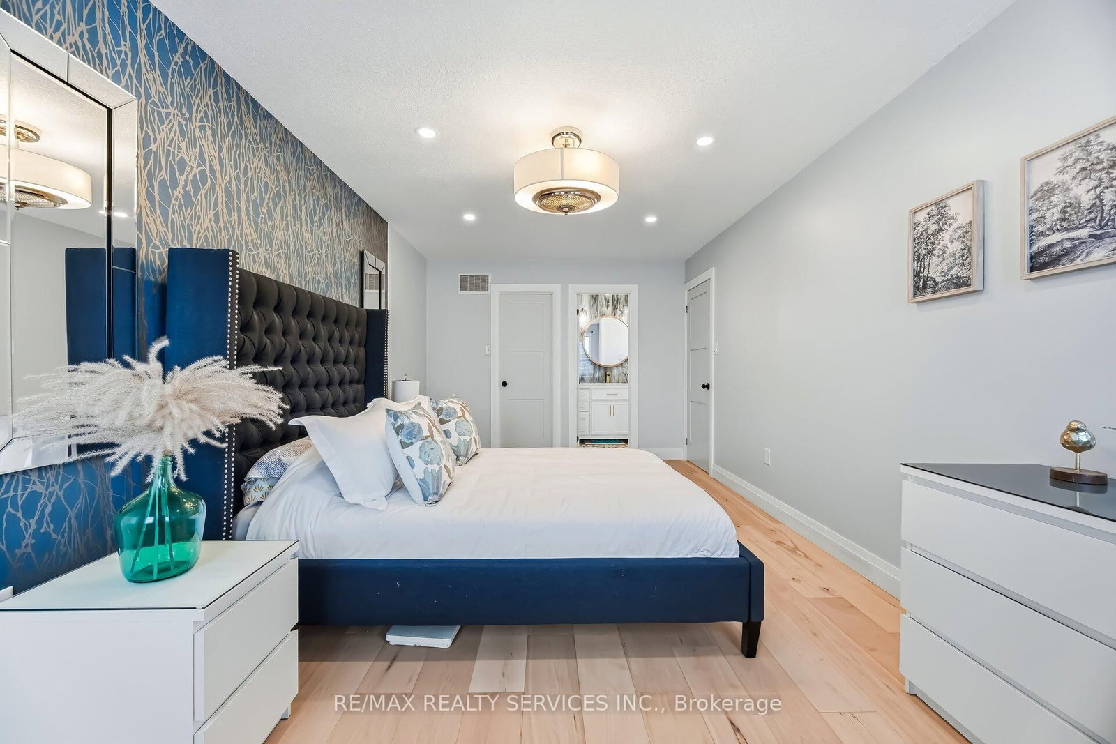 25 Gaydon Way • Brantford, ON photo 24