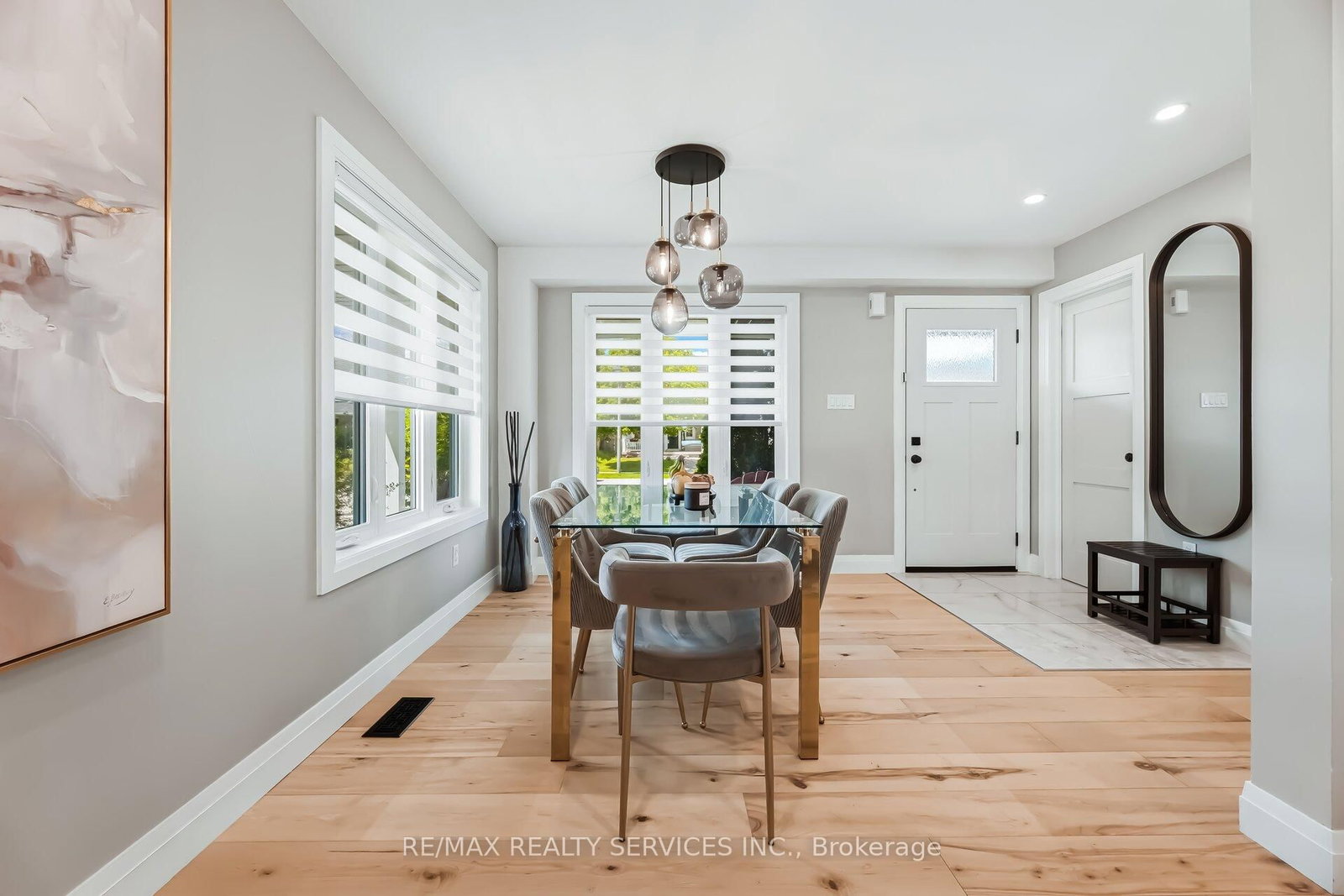 25 Gaydon Way • Brantford, ON photo 6